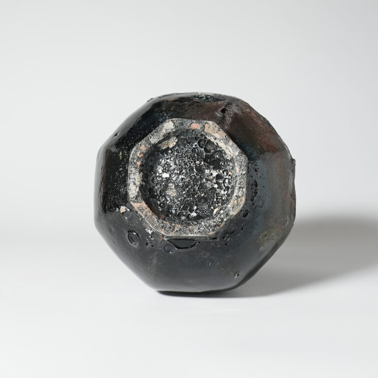 iiga-suhi-vase-0092
