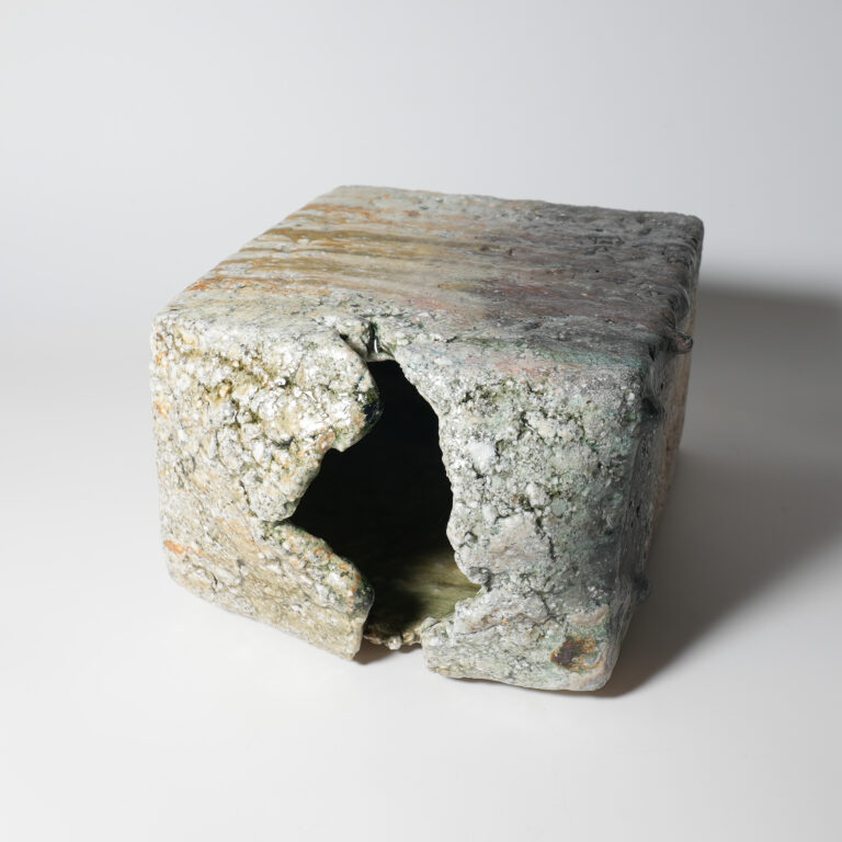 shig-fuka-vase-0035